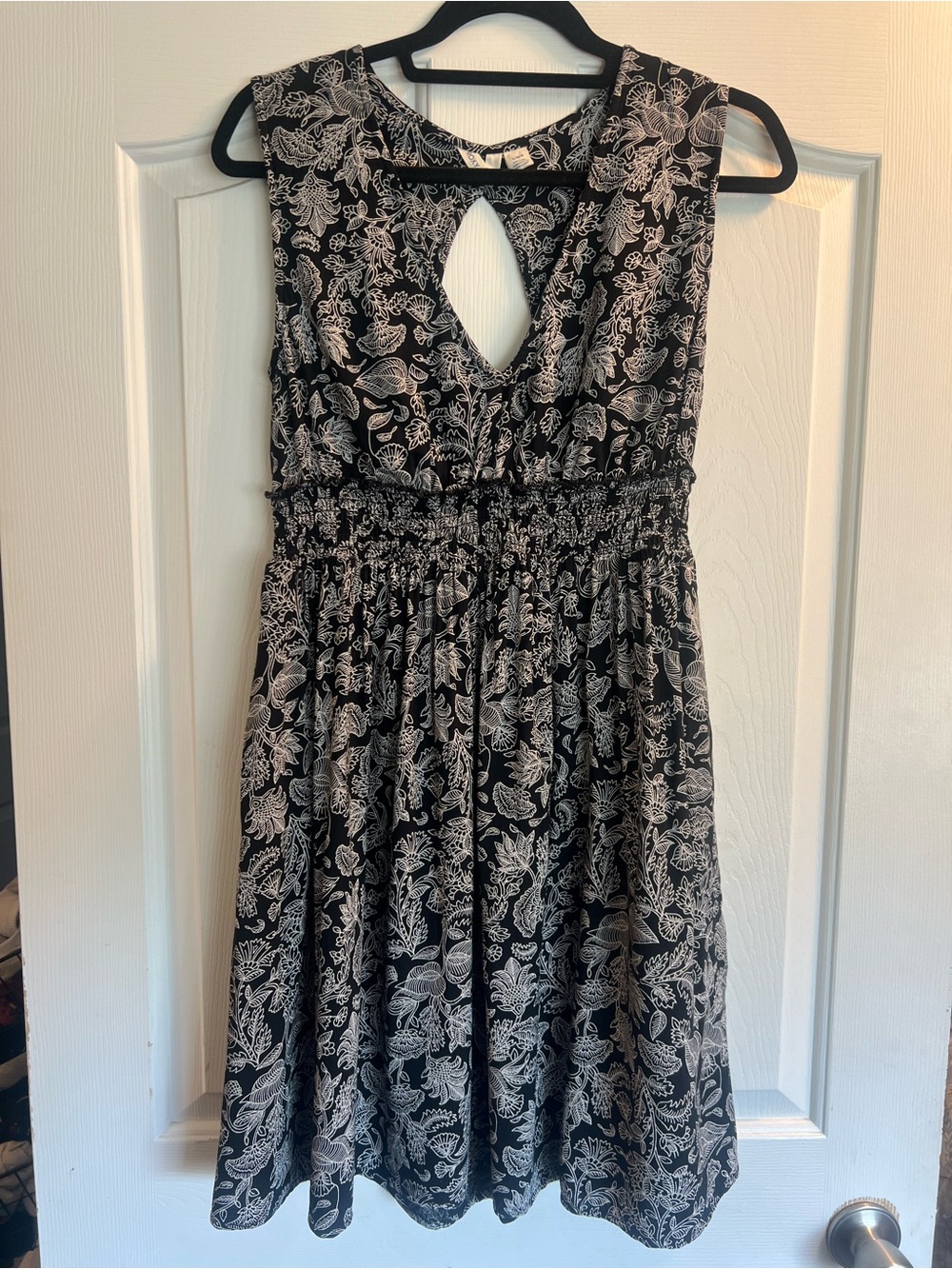 Roxy Black Floral V-Neck Smocked Waist Mini Dress w/ Pockets